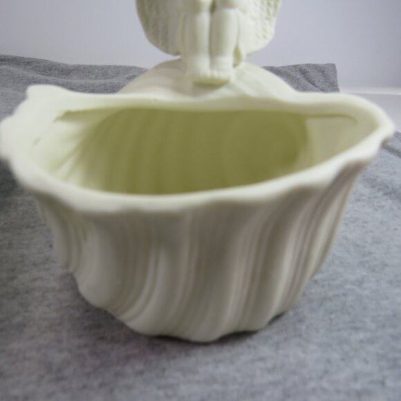 Ceramic Angel sitting on Sea Shell and metallic vase filler Lt. Blue 1lb 11oz - Picture 8 of 15